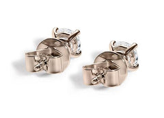 Round Diamond Stud Earrings in Rose Gold