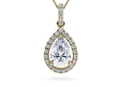 Pear Diamond Pendant in Yellow Gold