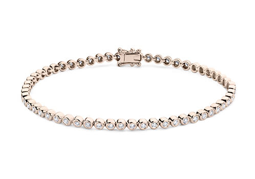 Round Diamonds set in Rose Gold
