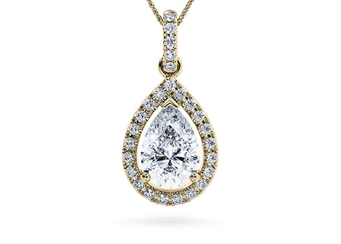 Pear Diamond Pendant in Yellow Gold