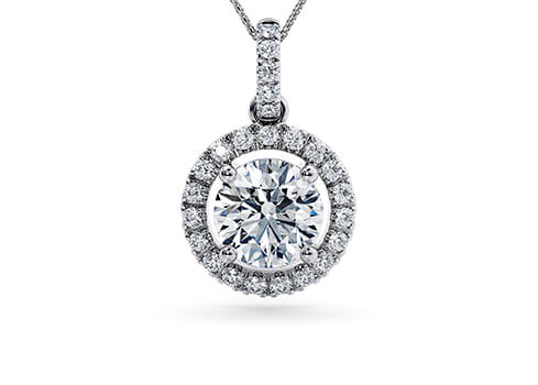 Round Diamond Pendant in Platinum