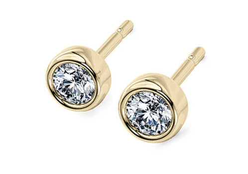 Round Diamond Stud Earrings in Yellow Gold